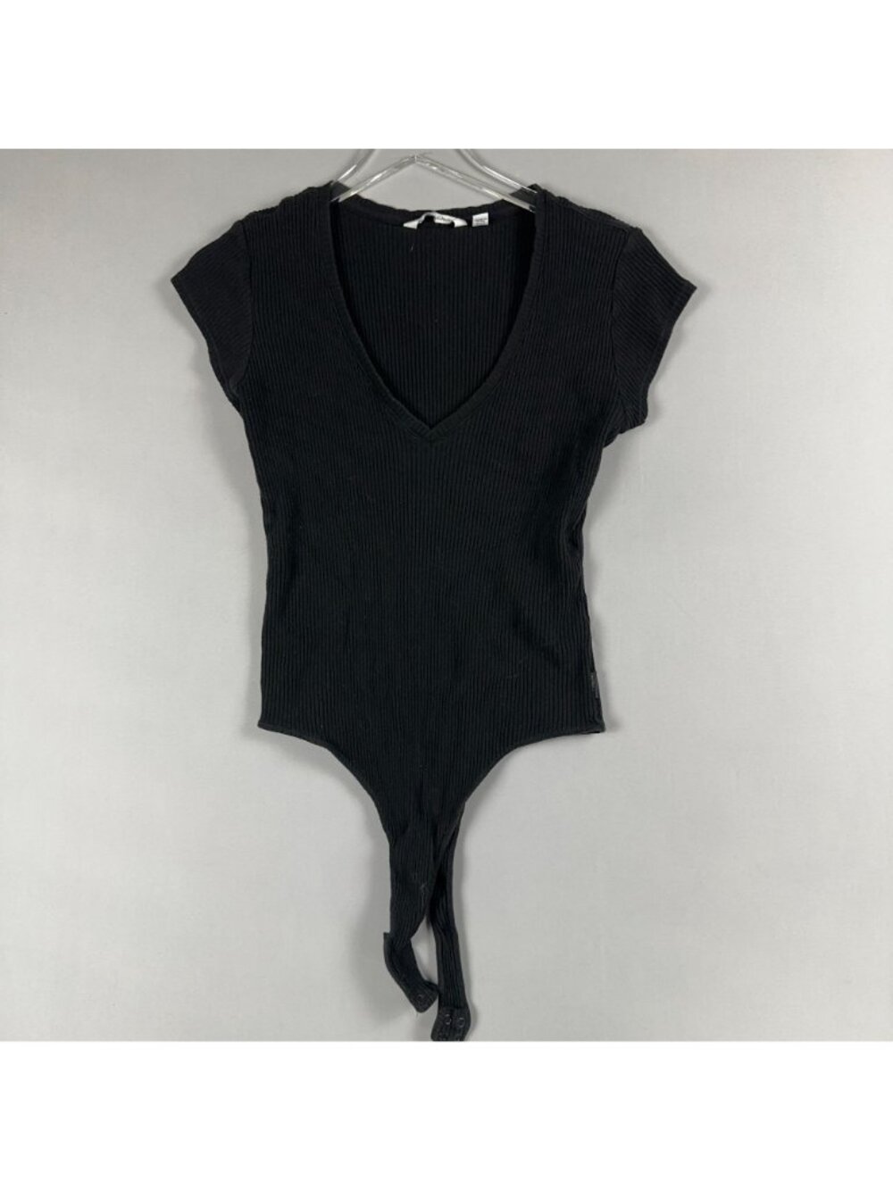 Calvin Klein Jeans Bodysuit Womens Size Medium Black Ribbed V-Neck Short Sleeve - Picture 5 of 13